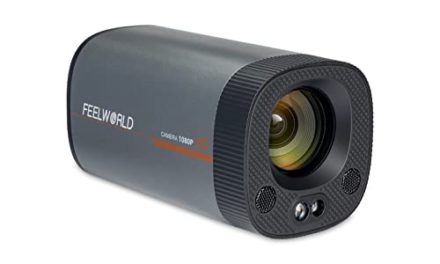 High-Performance Streaming Camera: Zoom, Full HD, Remote Control