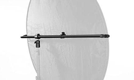 “Capture Stunning Shots with NEEWER’s Telescopic Reflector Arm”