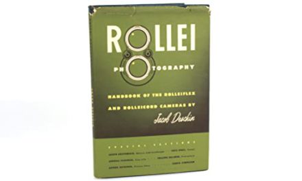 “Master the Rolleiflex: Captivating 1952 Handbook!”