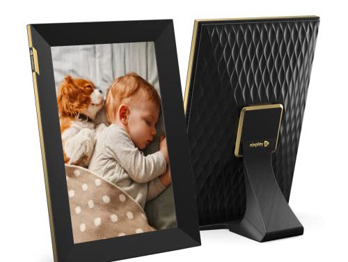 Instantly Share Memories with Nixplay’s Touch Screen Frame