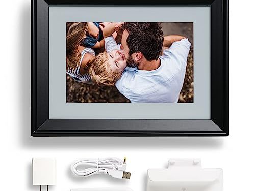 Share Family Memories Anywhere with PhotoSpring WiFi Frame