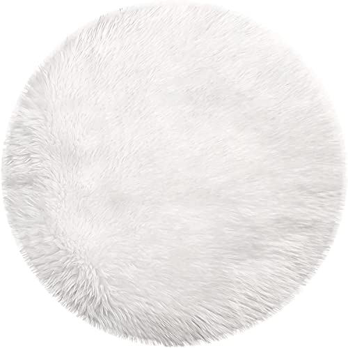 “Capture Precious Moments: Soft Faux Fur Props for Newborn Photography!”