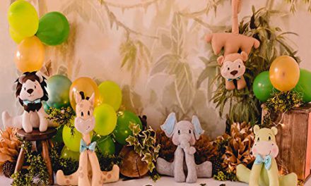 “Vibrant Jungle Adventure Photo Backdrop – Ideal for Children’s Birthday Party”