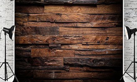 “Capture Nostalgic Moments with Kate’s Vintage Wood Backdrop”