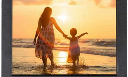 Stunning 1080P HD Multi-Function Photo Frame: Perfect Gift for Loved Ones!