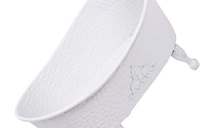 Capture Precious Memories: Newborn Bathtub Photo Prop