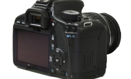 Capture Memories with High-Def Touchscreen DSLR