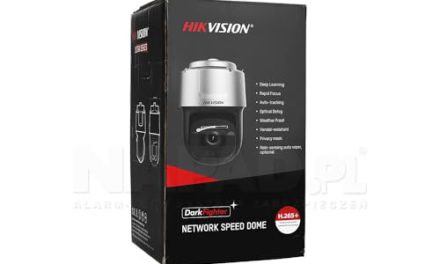 Highly Advanced 8MP PTZ Camera: Zoom, Track, Illuminate & Clean