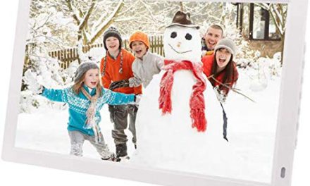 Enhance Memories with Spacmirrors 32″ HD Digital Frame!