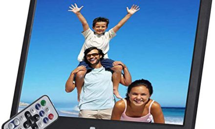 High-Res 17″ Digital Frame: HDMI, USB, SD Slot