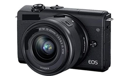 Capture Memories with M200 Mirrorless Camera