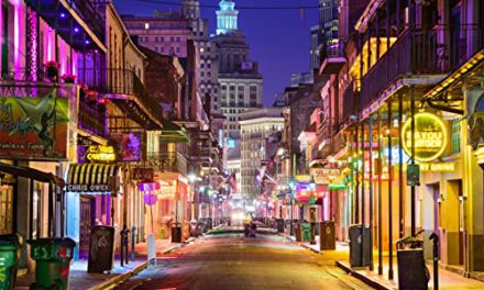 Capture the Vibrant Essence of Mardi Gras: New Orleans Nightlife Delight